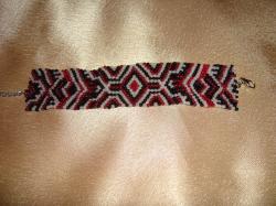 Браслет из бисера